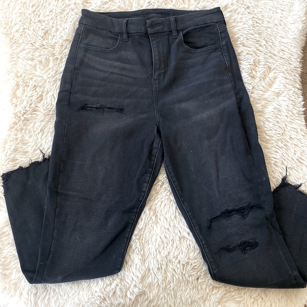American Eagle Next Level Stretch Jeans in Black. Size 10short